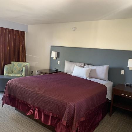 Ramada By Wyndham Holtville Exterior foto