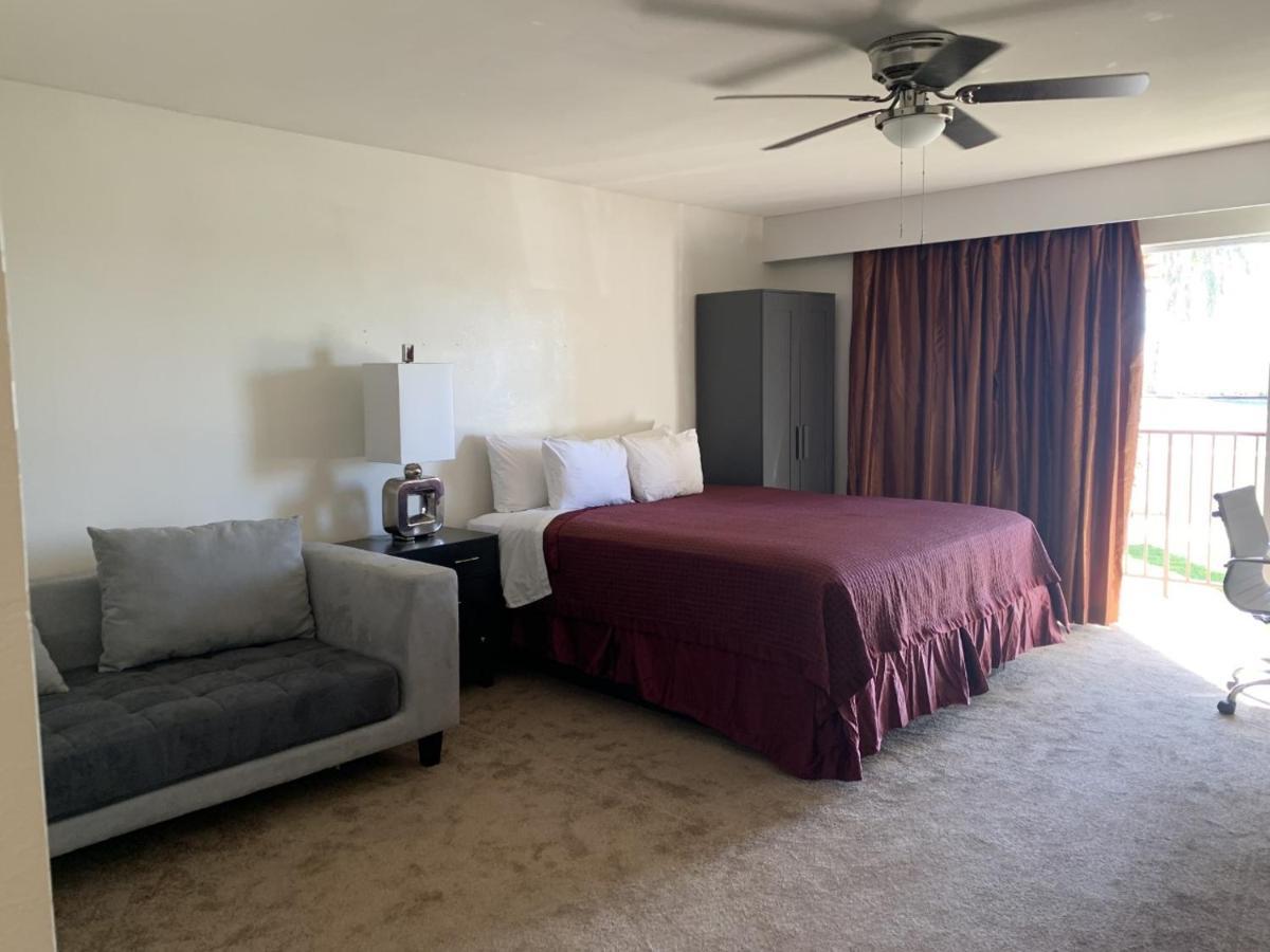 Ramada By Wyndham Holtville Exterior foto