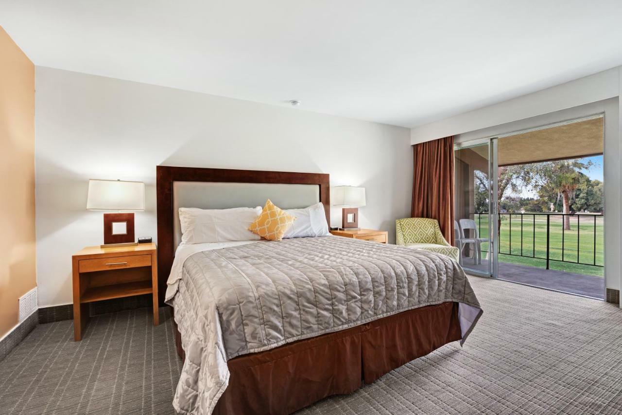 Ramada By Wyndham Holtville Exterior foto